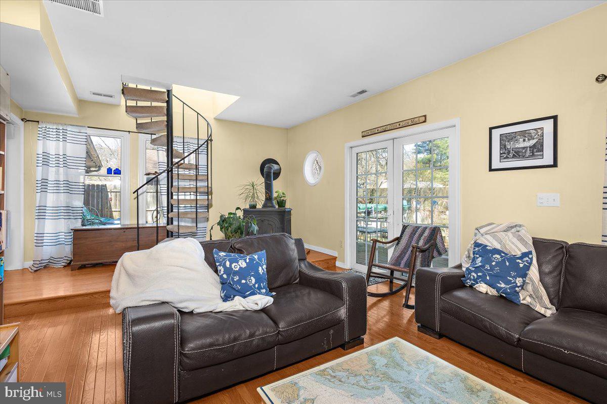 128 Edmore Road Chestertown, MD 21620 - Photo 20 of 59 a living room with furniture and a large window