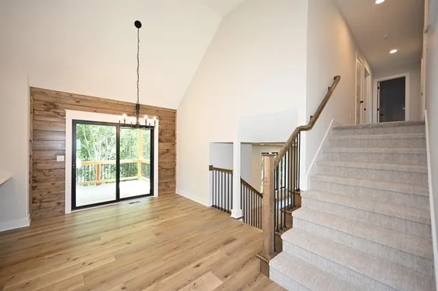 $435,000 | 105 Wagers Circle, Dearborn, MO 64439