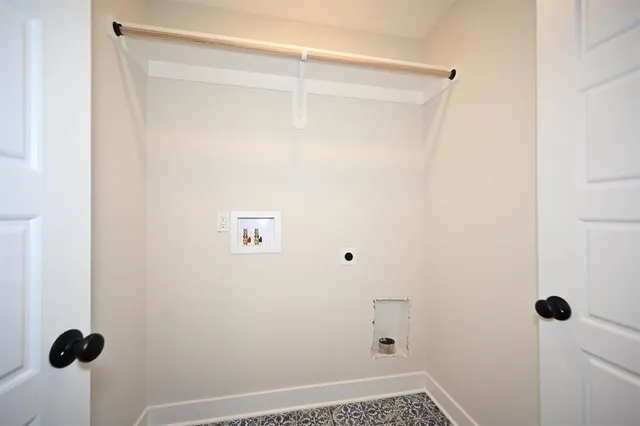 $435,000 | 105 Wagers Circle, Dearborn, MO 64439