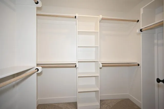 $435,000 | 105 Wagers Circle, Dearborn, MO 64439