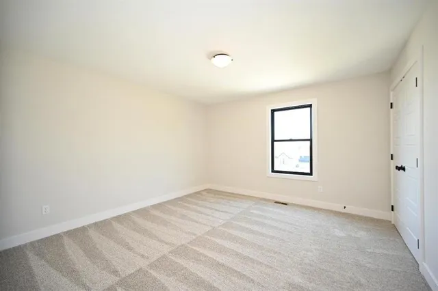 $435,000 | 105 Wagers Circle, Dearborn, MO 64439