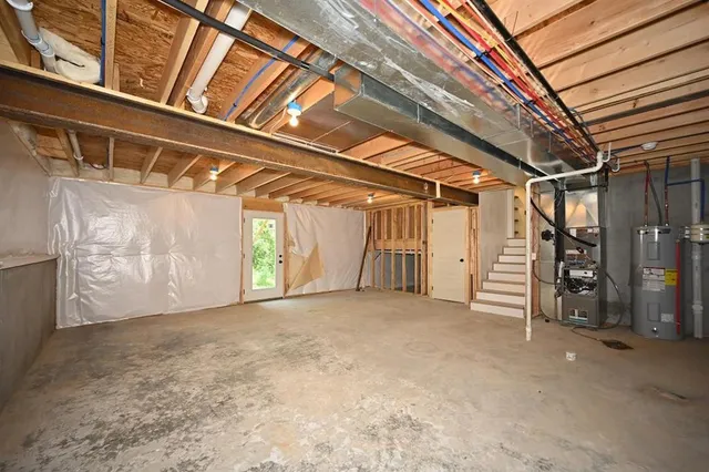 $435,000 | 105 Wagers Circle, Dearborn, MO 64439