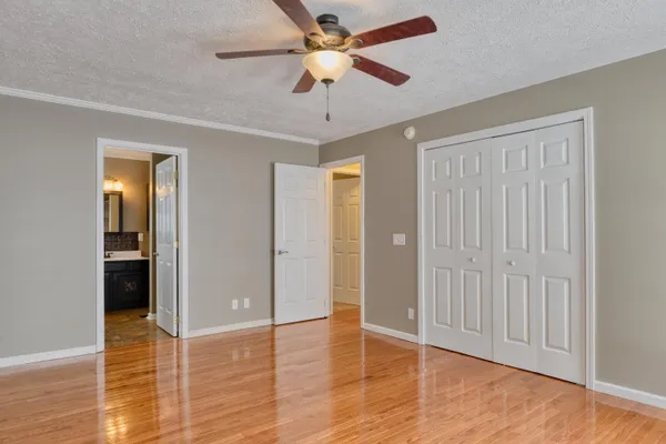 a bathroom with a tub