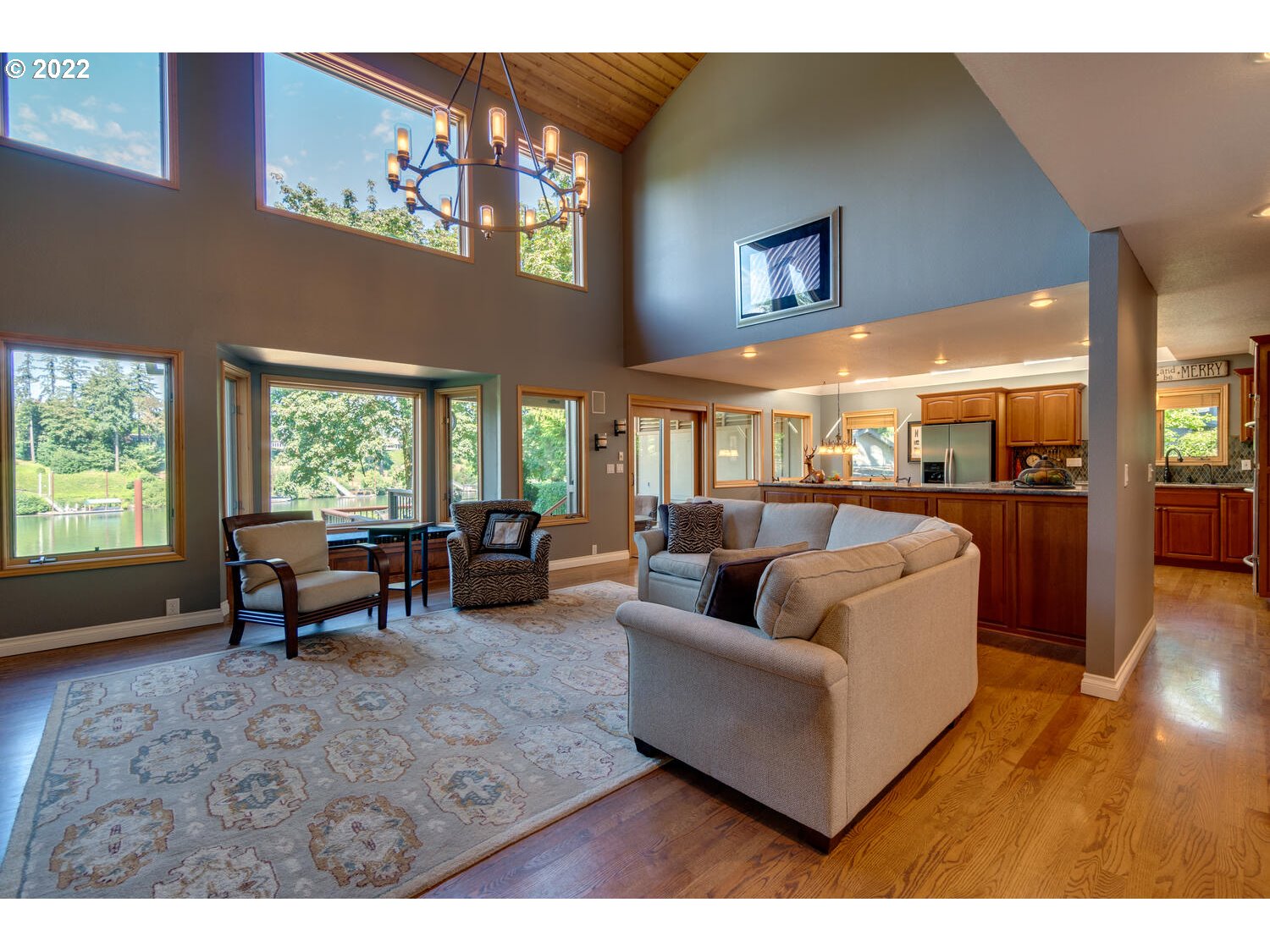 25875 Northeast Butteville Road Aurora, OR 97002 - Photo 4 of 31 Gallery Image 4