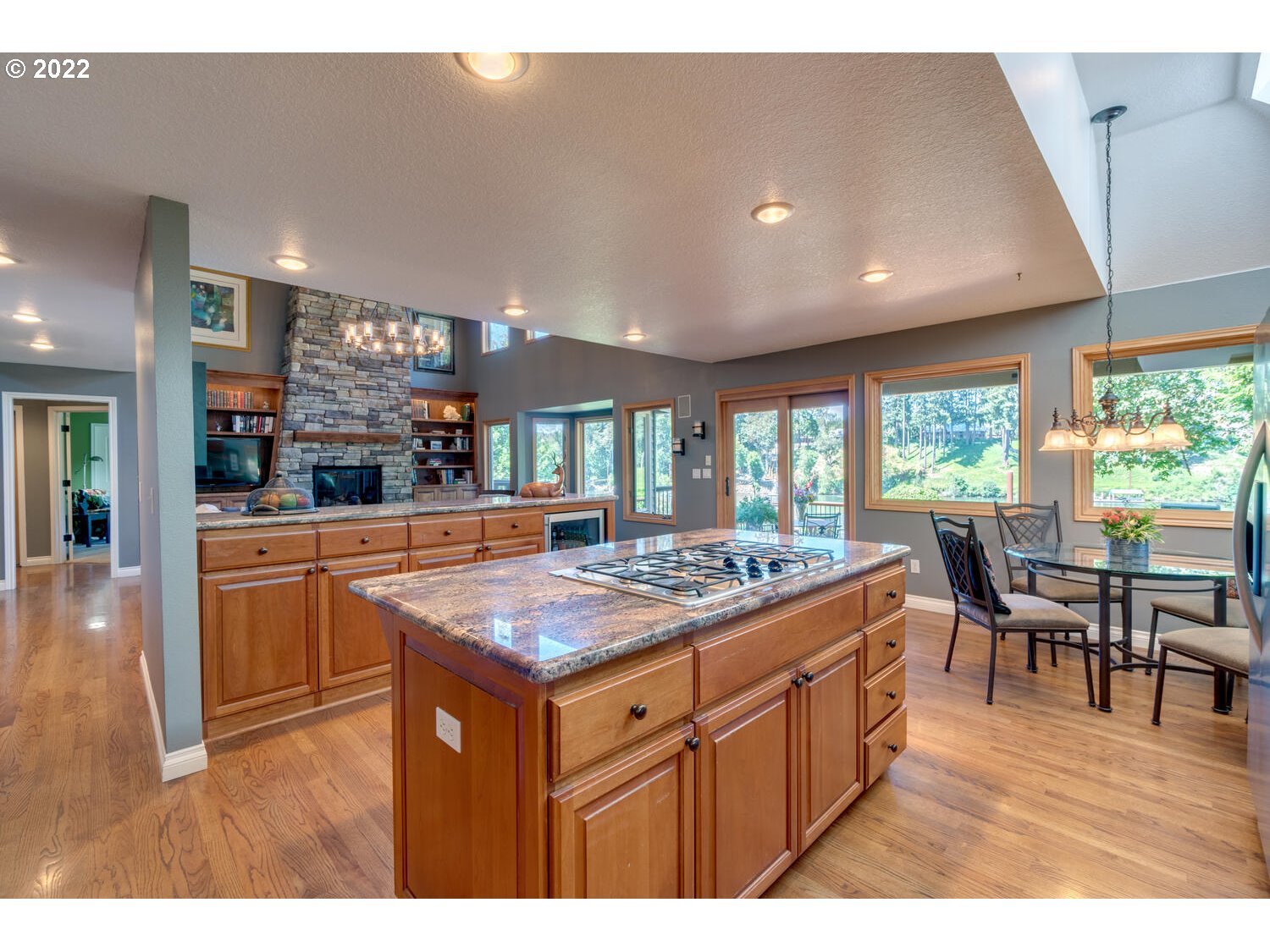 25875 Northeast Butteville Road Aurora, OR 97002 - Photo 8 of 31 Gallery Image 8