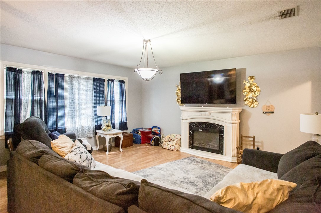 1405 Grove Avenue Waycross, GA 31501 - Photo 13 of 34