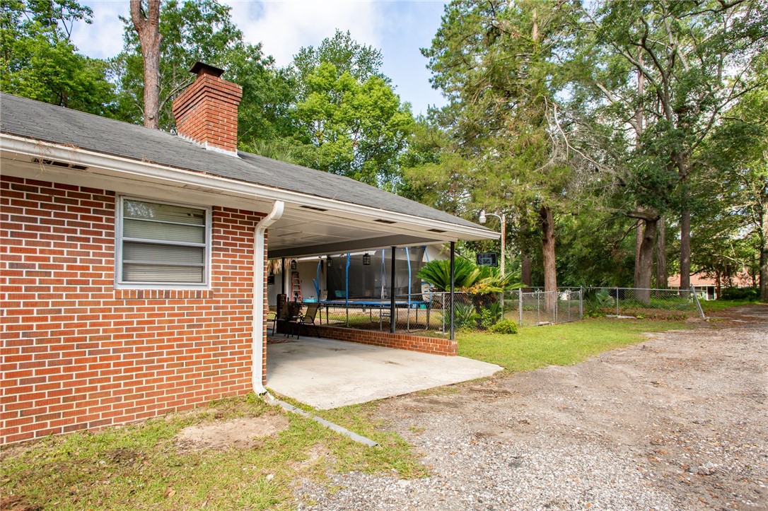 1405 Grove Avenue Waycross, GA 31501 - Photo 5 of 34