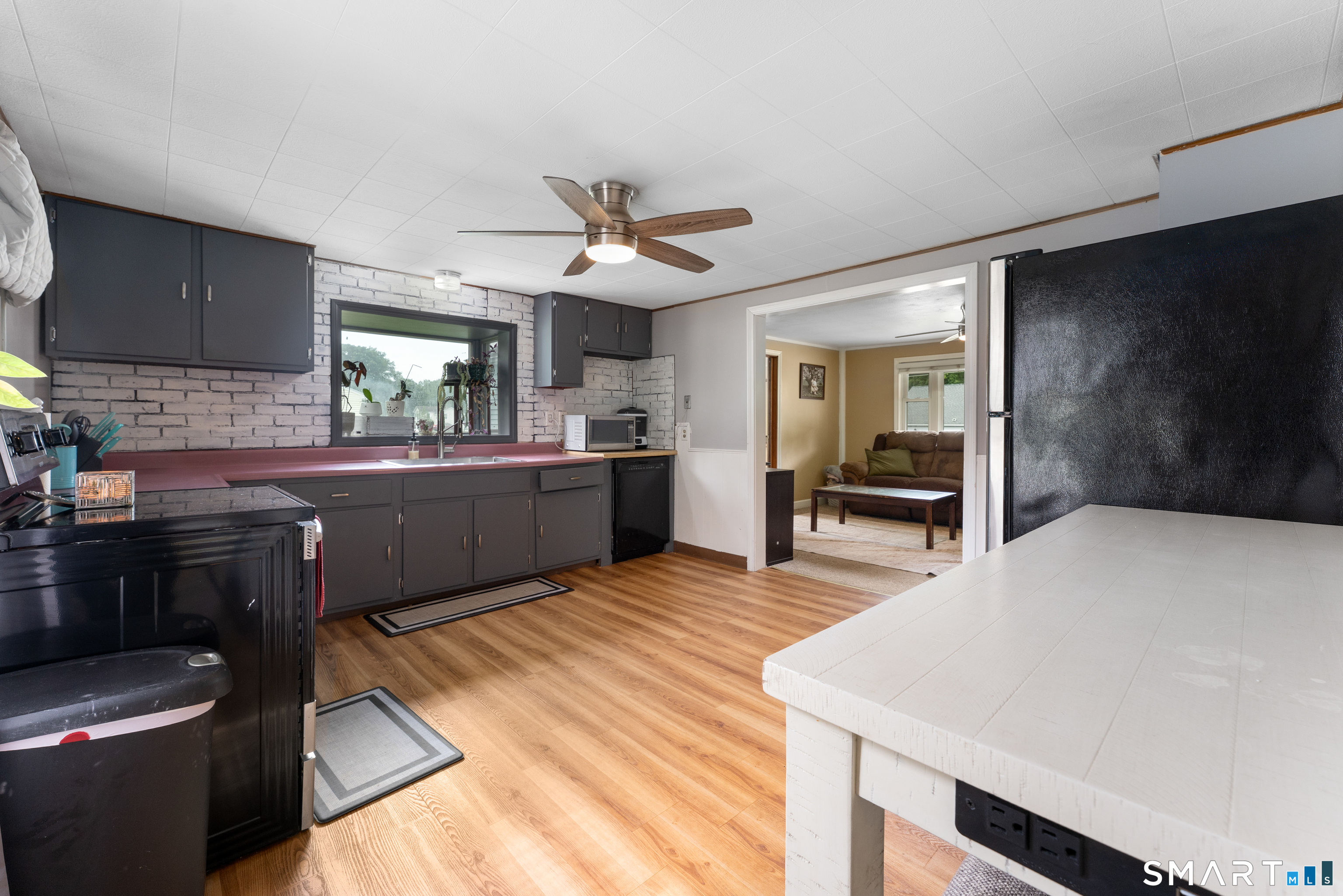 9 Buckingham Road Mansfield, CT 06250 - Photo 11 of 28 Gallery Image 11