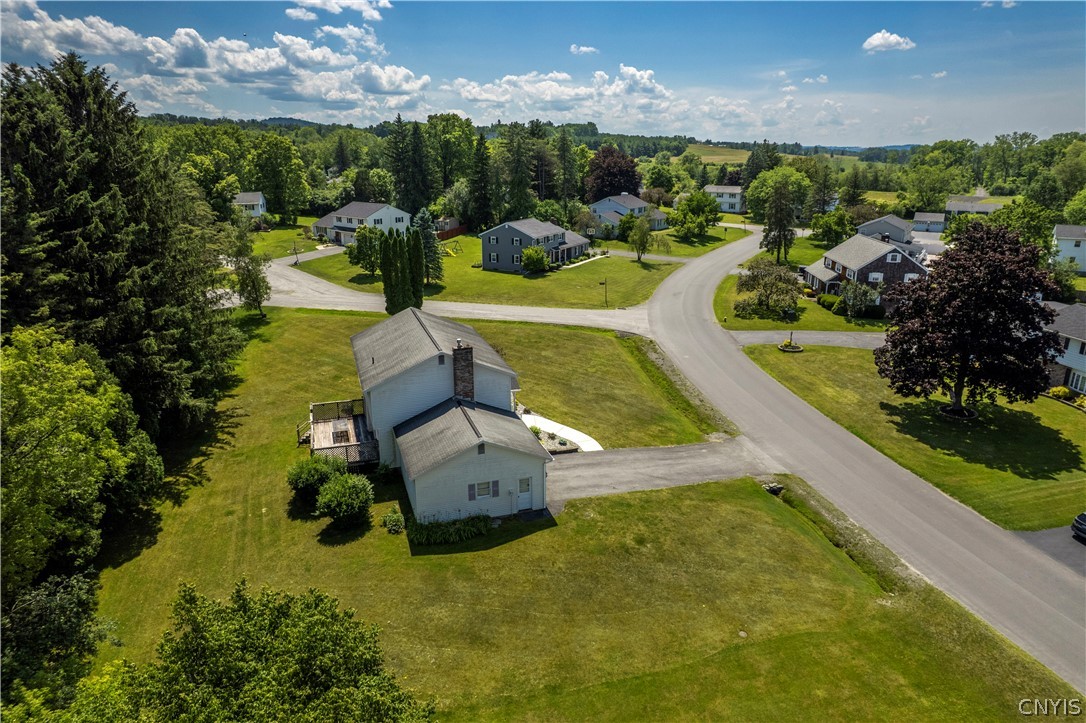 65 Woodberry Road New Hartford, NY 13413 - Photo 10 of 49