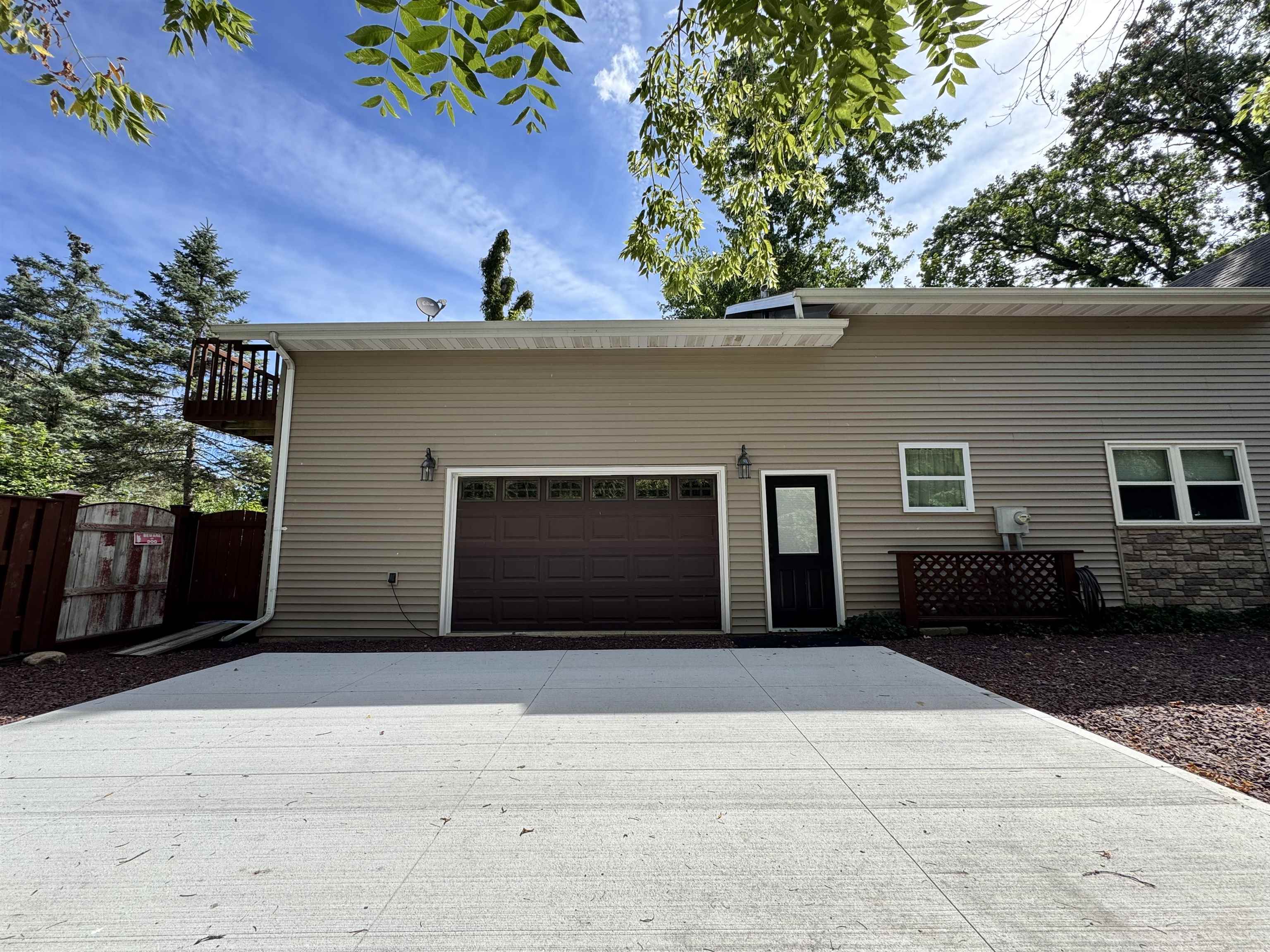 4131 East Rosebush Road Rosebush, MI 48878 - Photo 4 of 21