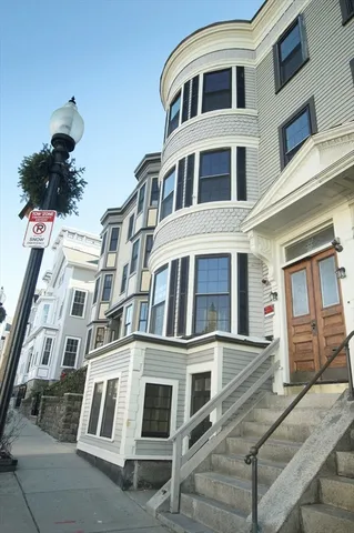 $1,995 | 501 East Broadway, Unit 1, Boston, MA 02127