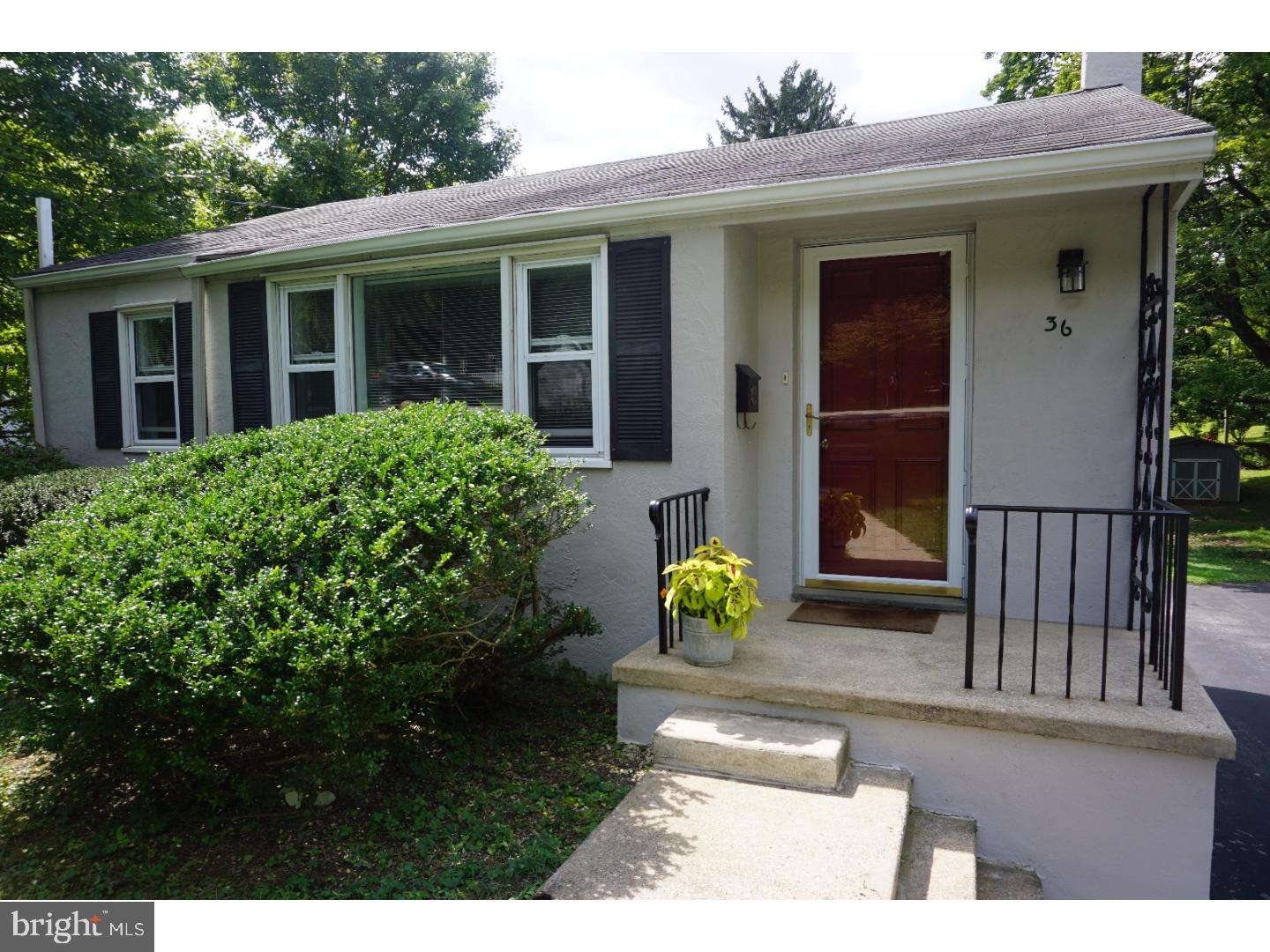 36 Grubb Road Malvern, PA 19355 - Photo 3 of 18