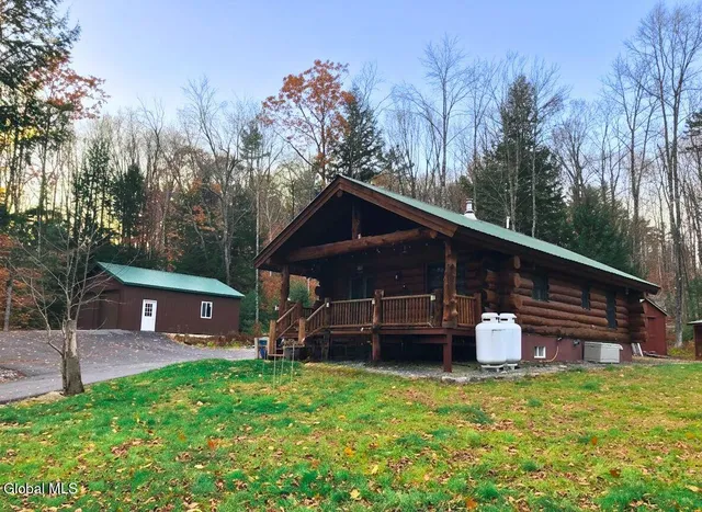 $419,999 | 465 Barlow Road, Bleecker, NY 12078