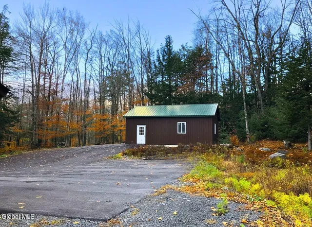 $419,999 | 465 Barlow Road, Bleecker, NY 12078