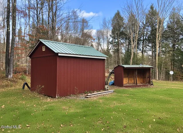 $419,999 | 465 Barlow Road, Bleecker, NY 12078