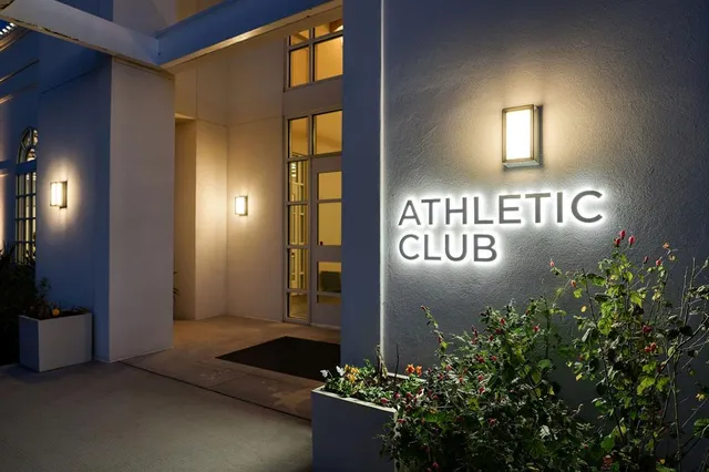 a view of sign board