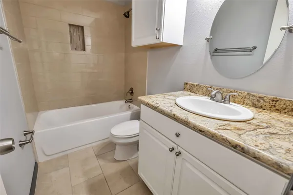 $2,250 | 5216 Spring Branch Drive, Pearland, TX 77584