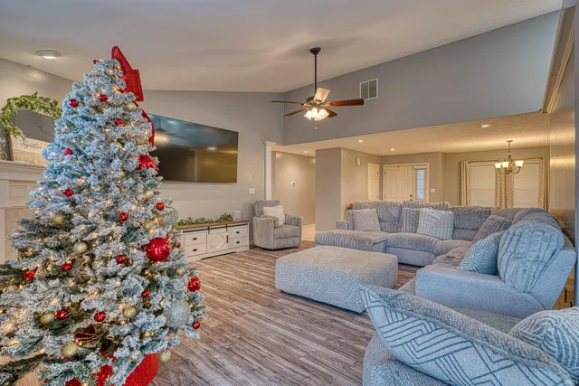 $354,999 | 3634 Grinell Drive, Evansville, IN 47711