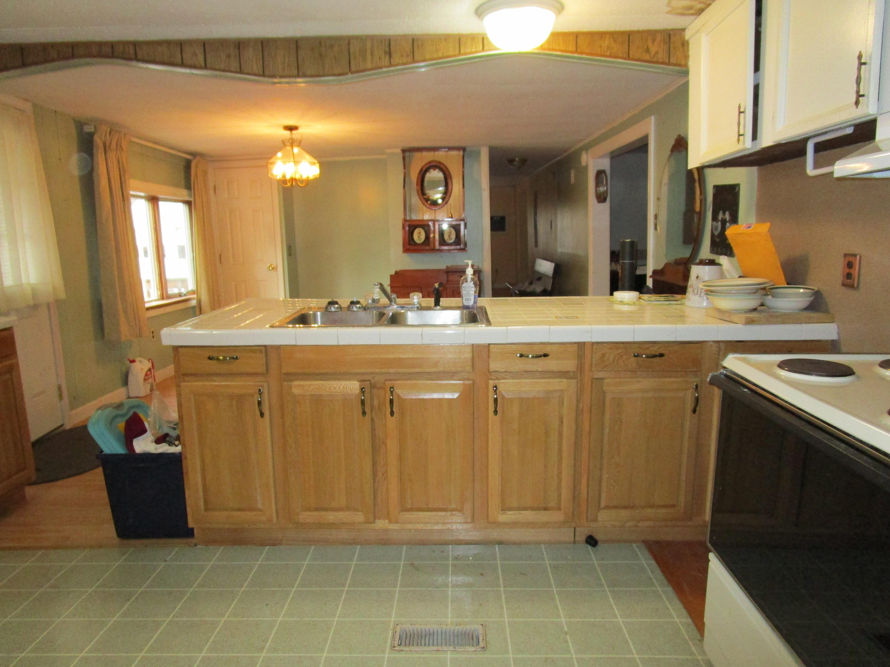 215 Paris Hill Road South Paris, ME 04281 - Photo 5 of 22 IMG_0110