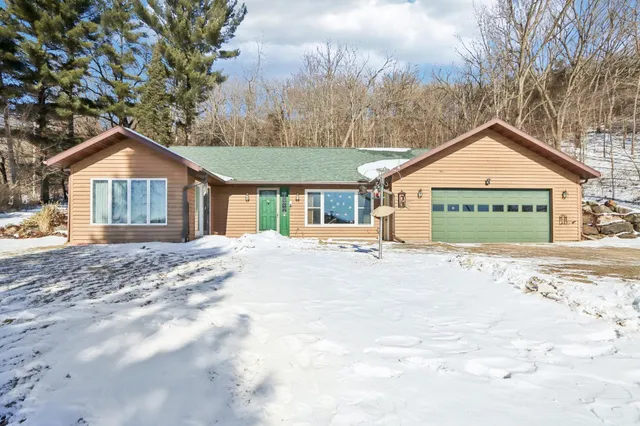 $325,000 | W12702 Highway 60 Trunk, Lodi, WI 53555