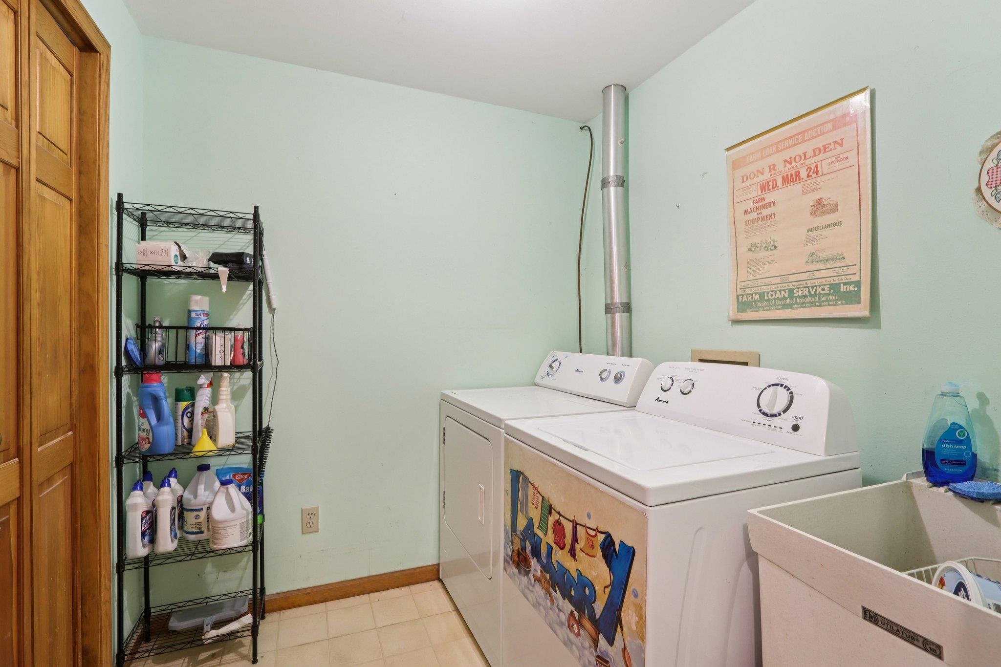 W12702 Highway 60 Trunk Lodi, WI 53555 - Photo 23 of 36