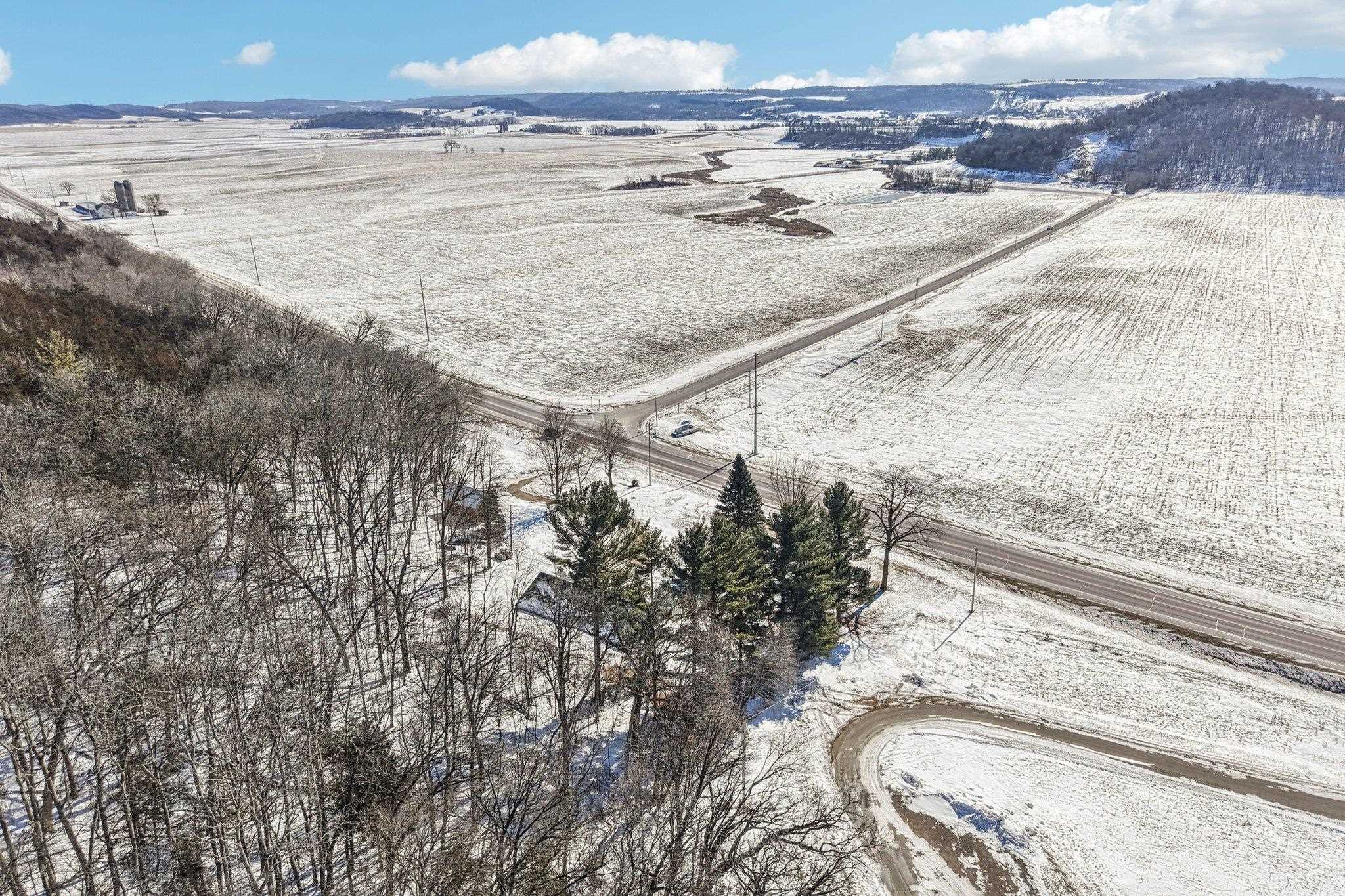 W12702 Highway 60 Trunk Lodi, WI 53555 - Photo 34 of 36