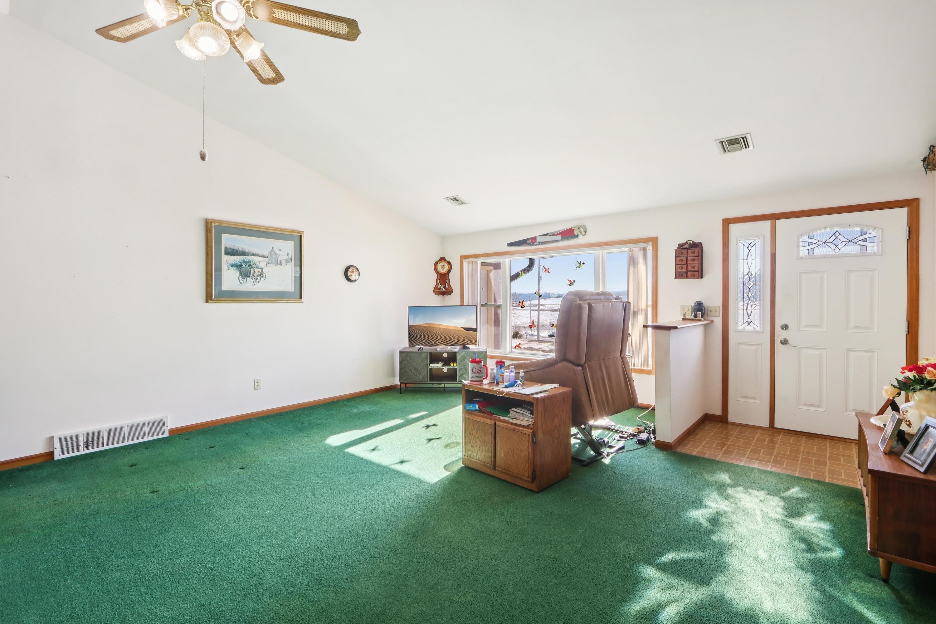 W12702 Highway 60 Trunk Lodi, WI 53555 - Photo 4 of 36