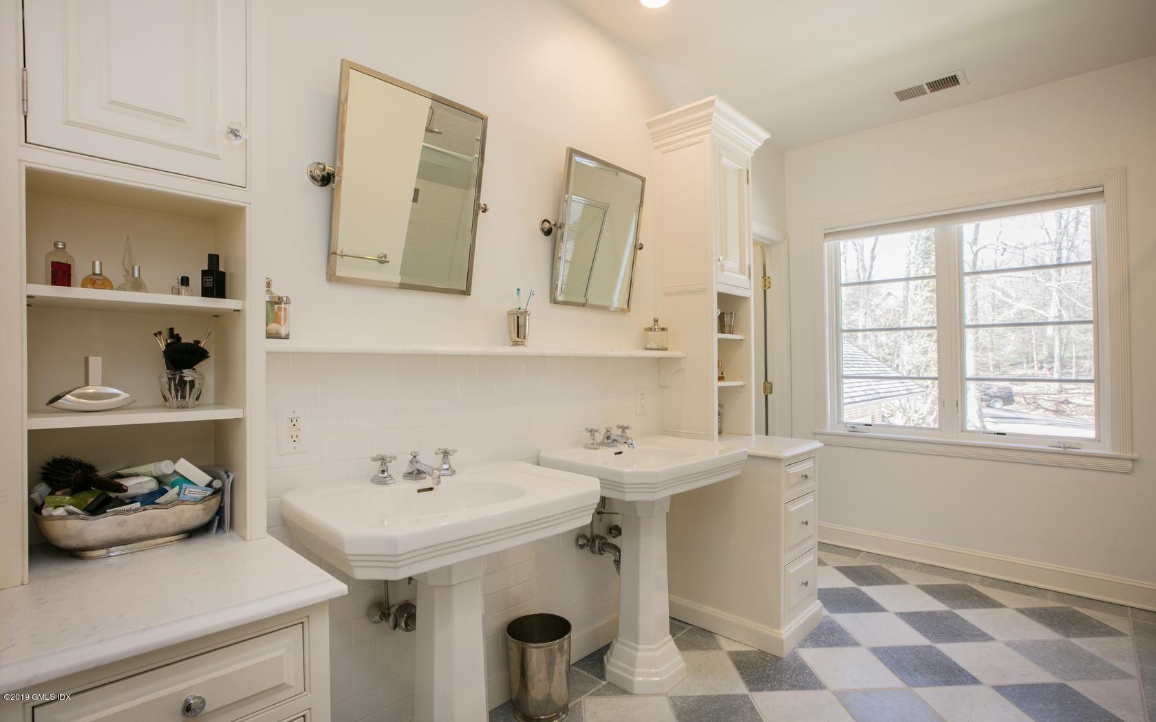2 Laurel Lane Greenwich, CT 06830 - Photo 15 of 35 a utility room with cabinets