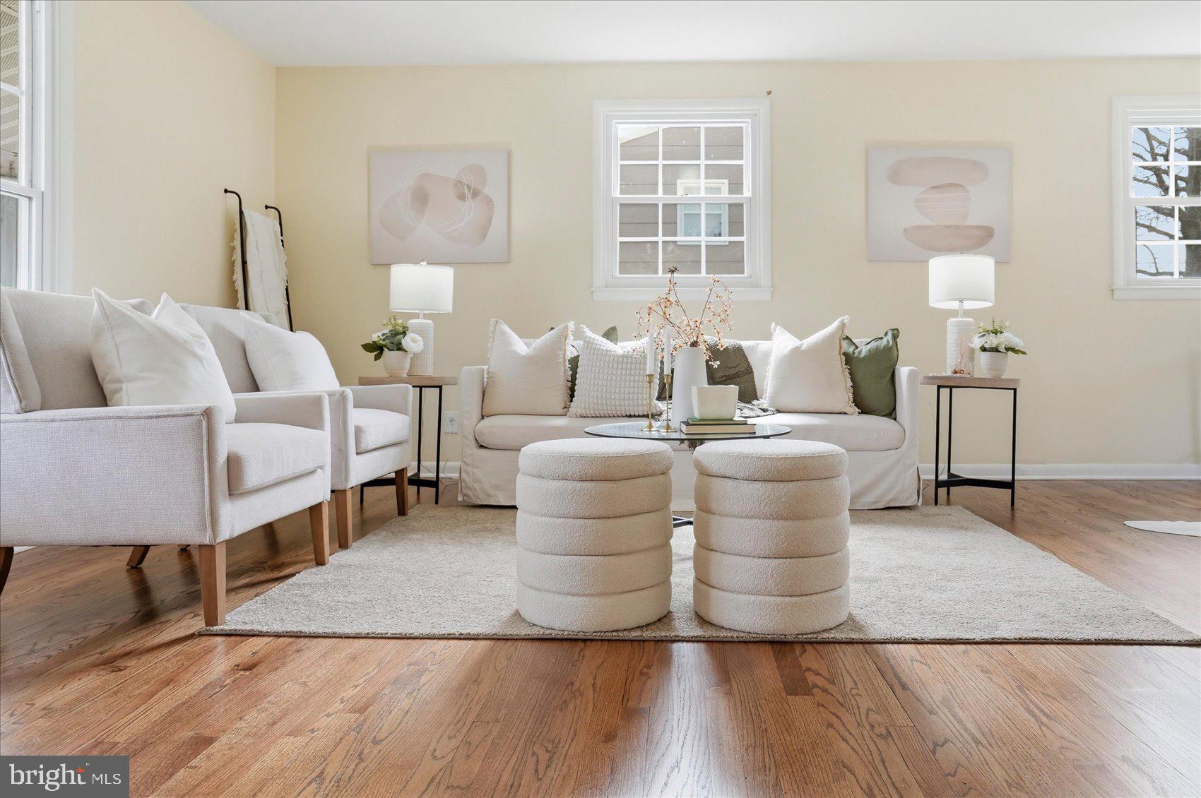 8610 Valleyfield Road Lutherville-Timonium, MD 21093 - Photo 17 of 29 a living room with furniture and a window