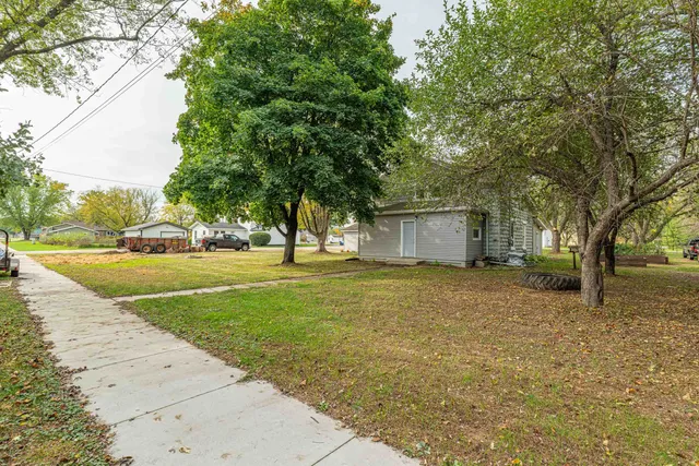 $215,000 | 311 N Highway, Lone Rock, WI 53556