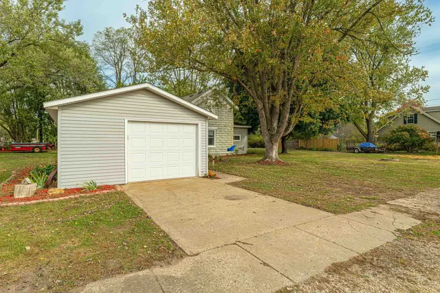 $215,000 | 311 N Highway, Lone Rock, WI 53556