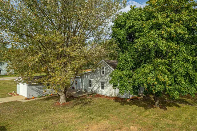 $215,000 | 311 N Highway, Lone Rock, WI 53556