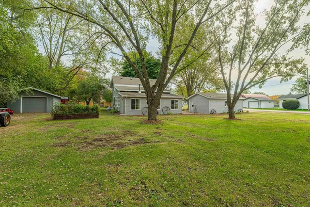 $215,000 | 311 N Highway, Lone Rock, WI 53556