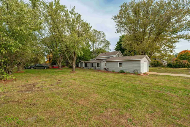 $215,000 | 311 N Highway, Lone Rock, WI 53556