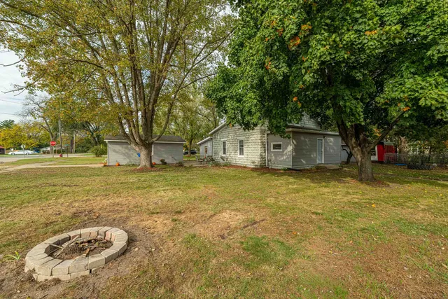 $215,000 | 311 N Highway, Lone Rock, WI 53556