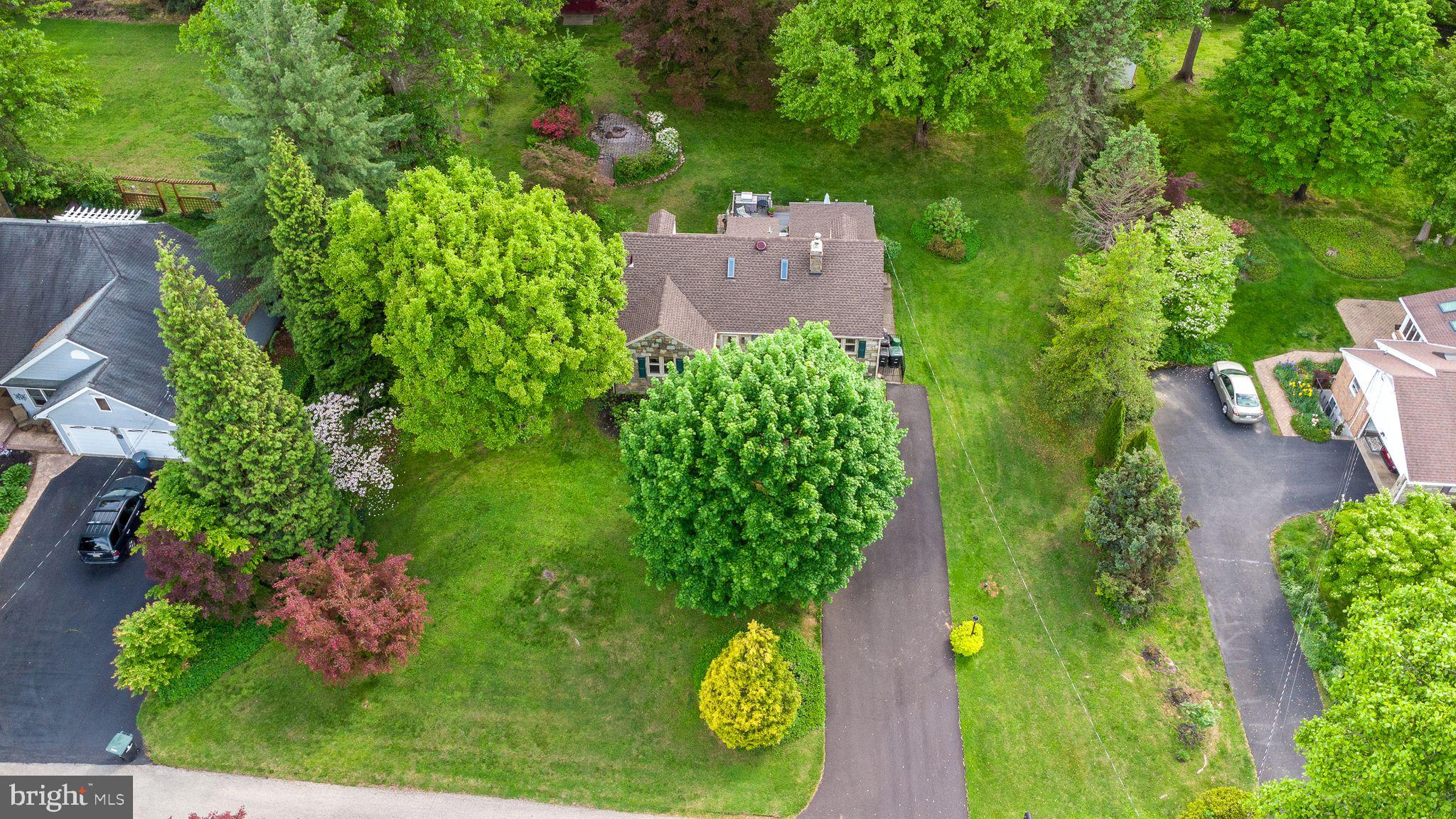 534 Pinney Road Huntingdon Valley, PA 19006 - Photo 2 of 26 an aerial view of residential house with outdoor space and trees all around
