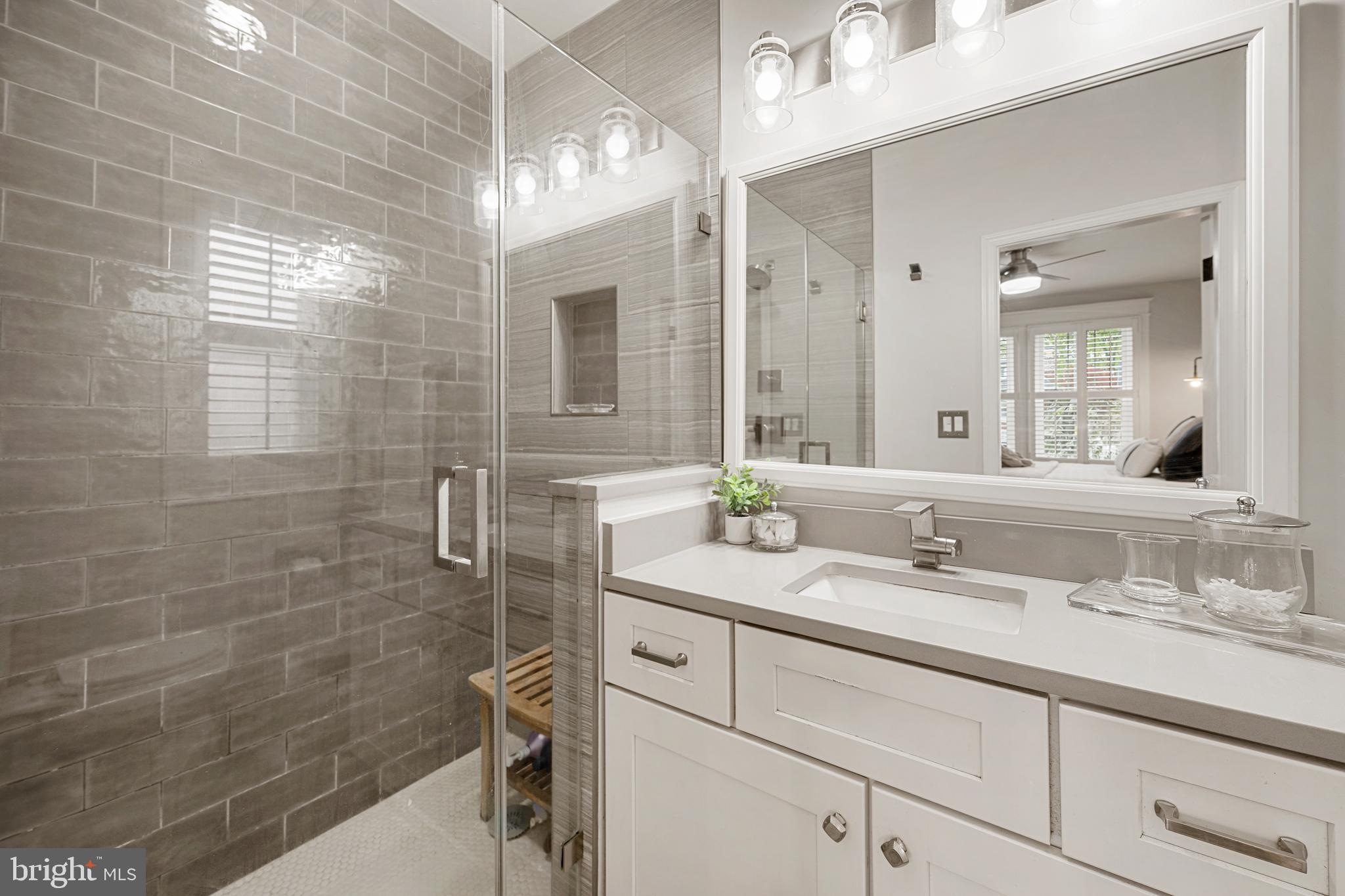 3702 Jenifer Street Northwest Washington, DC 20015 - Photo 21 of 43 Primary Bathroom En Suite