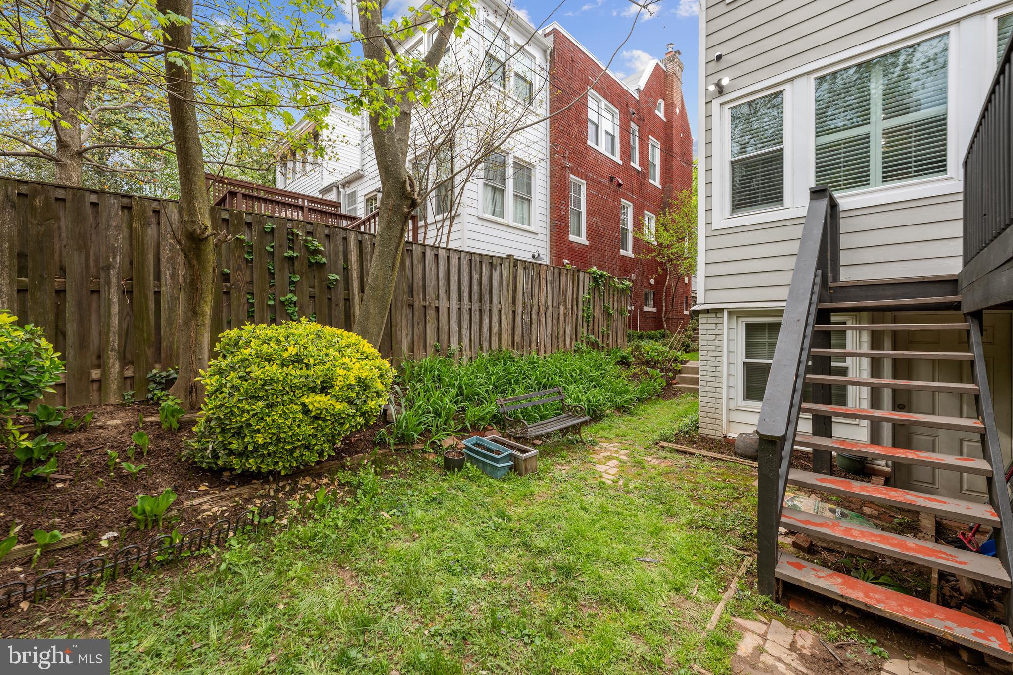 3702 Jenifer Street Northwest Washington, DC 20015 - Photo 37 of 43