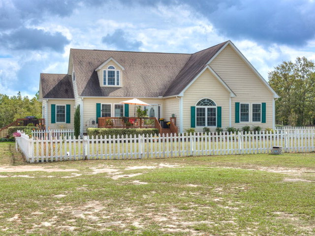258 Beck Road Williston, SC 29853 - Photo 2 of 23