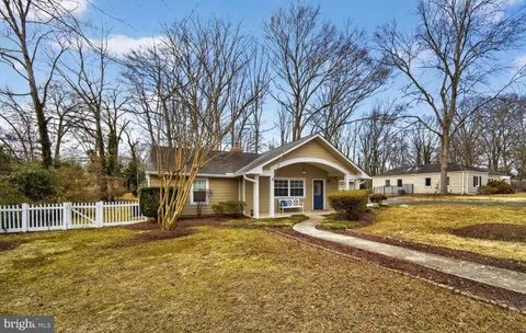 $799,000 | 7716 Frances Drive, Alexandria, VA 22306