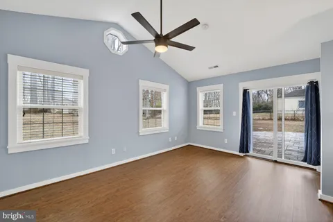 $799,000 | 7716 Frances Drive, Alexandria, VA 22306