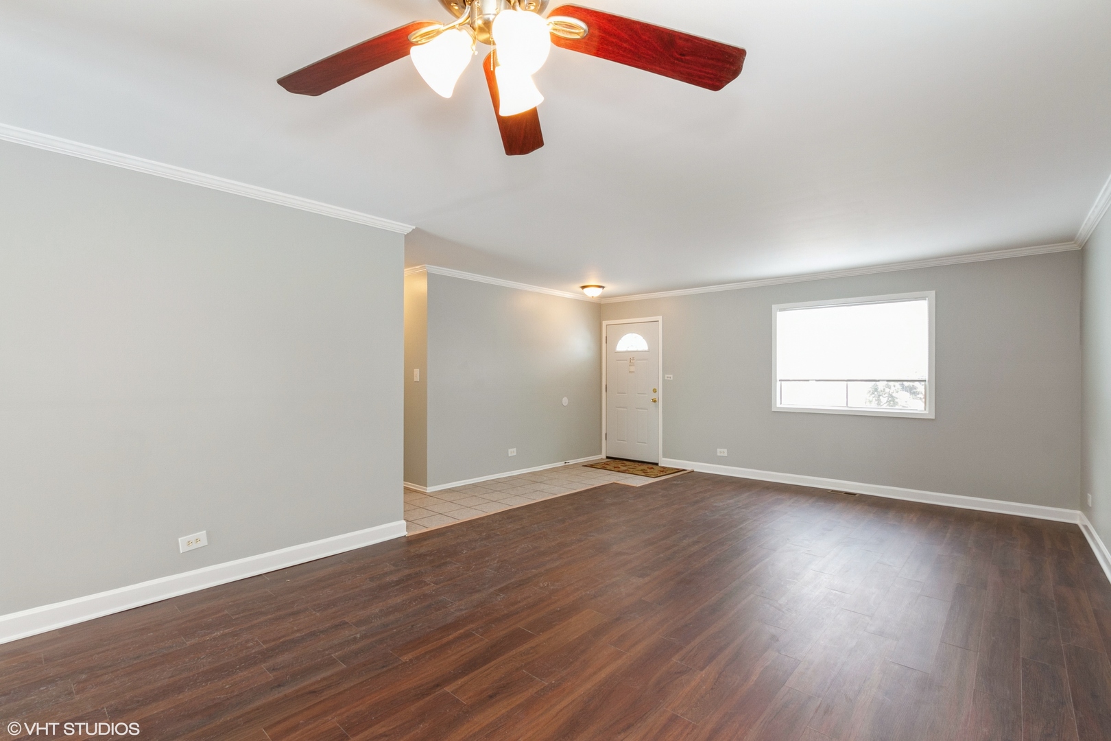 143 Oakhurst Road Matteson, IL 60443 - Photo 3 of 12