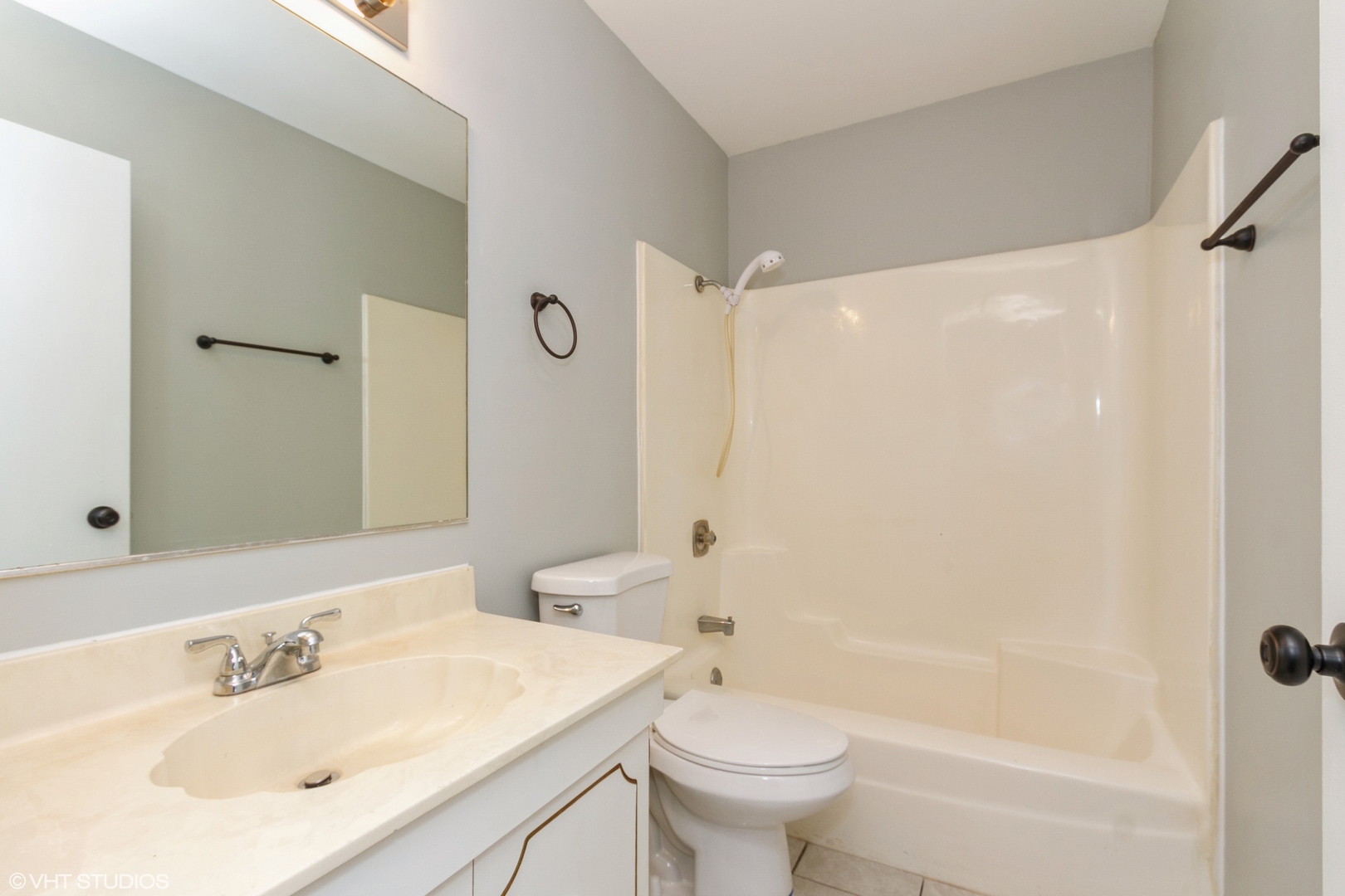 143 Oakhurst Road Matteson, IL 60443 - Photo 7 of 12
