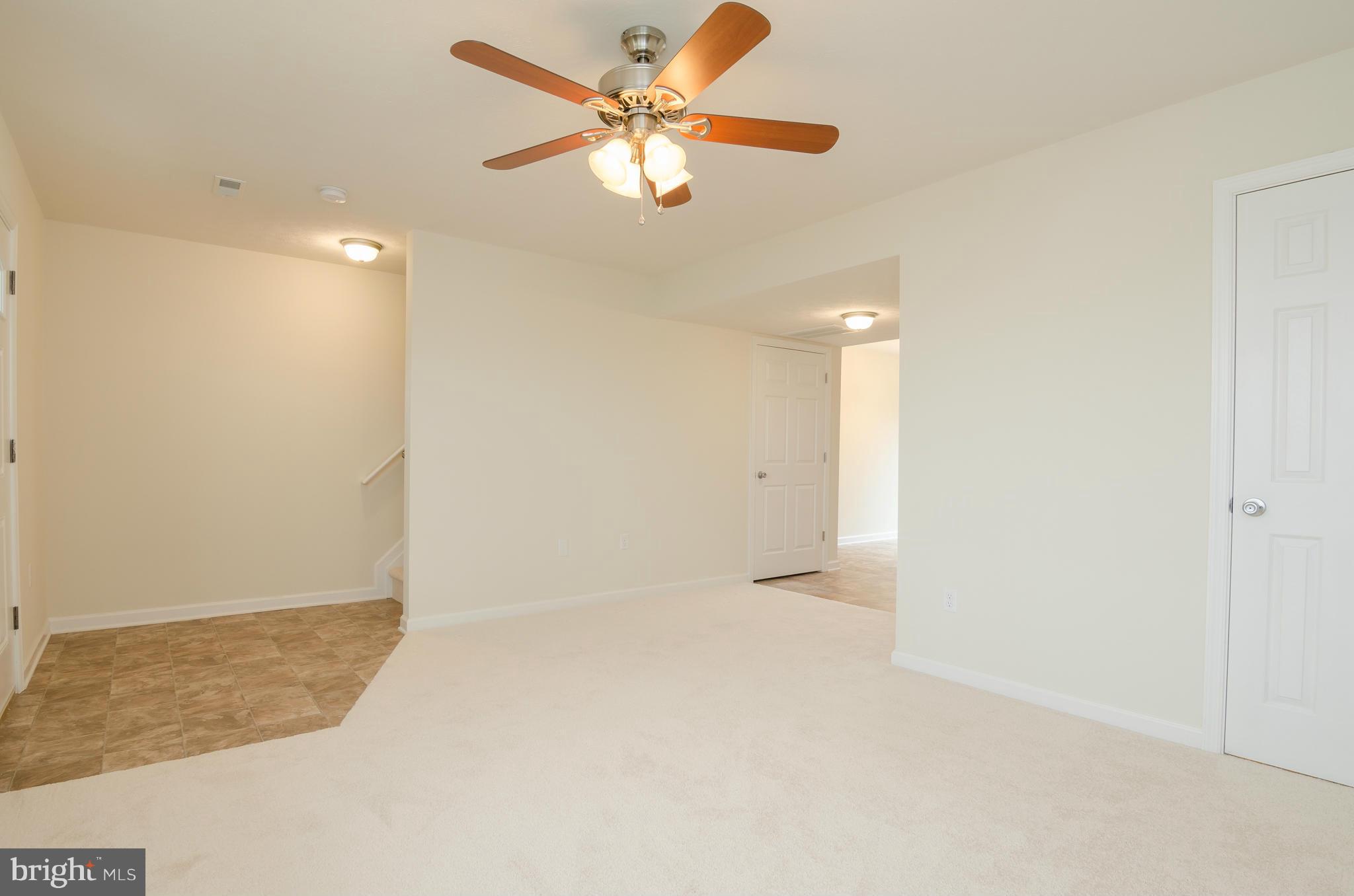 36 Lobo Lane Inwood, WV 25428 - Photo 23 of 30 Living Room