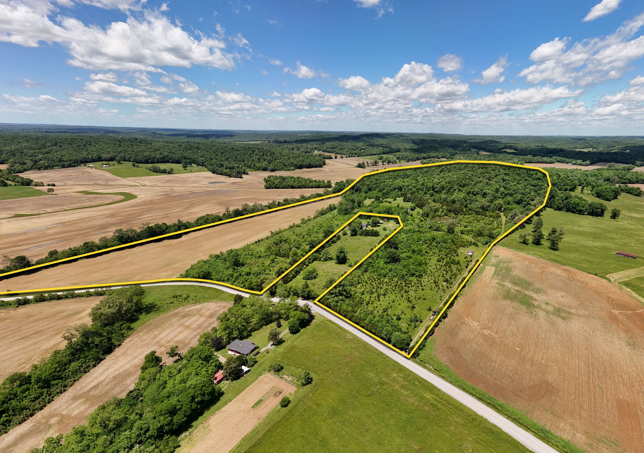 5326 Berry's Lick Road Lewisburg, KY 42256 - Photo 1 of 50 Gallery Image 1
