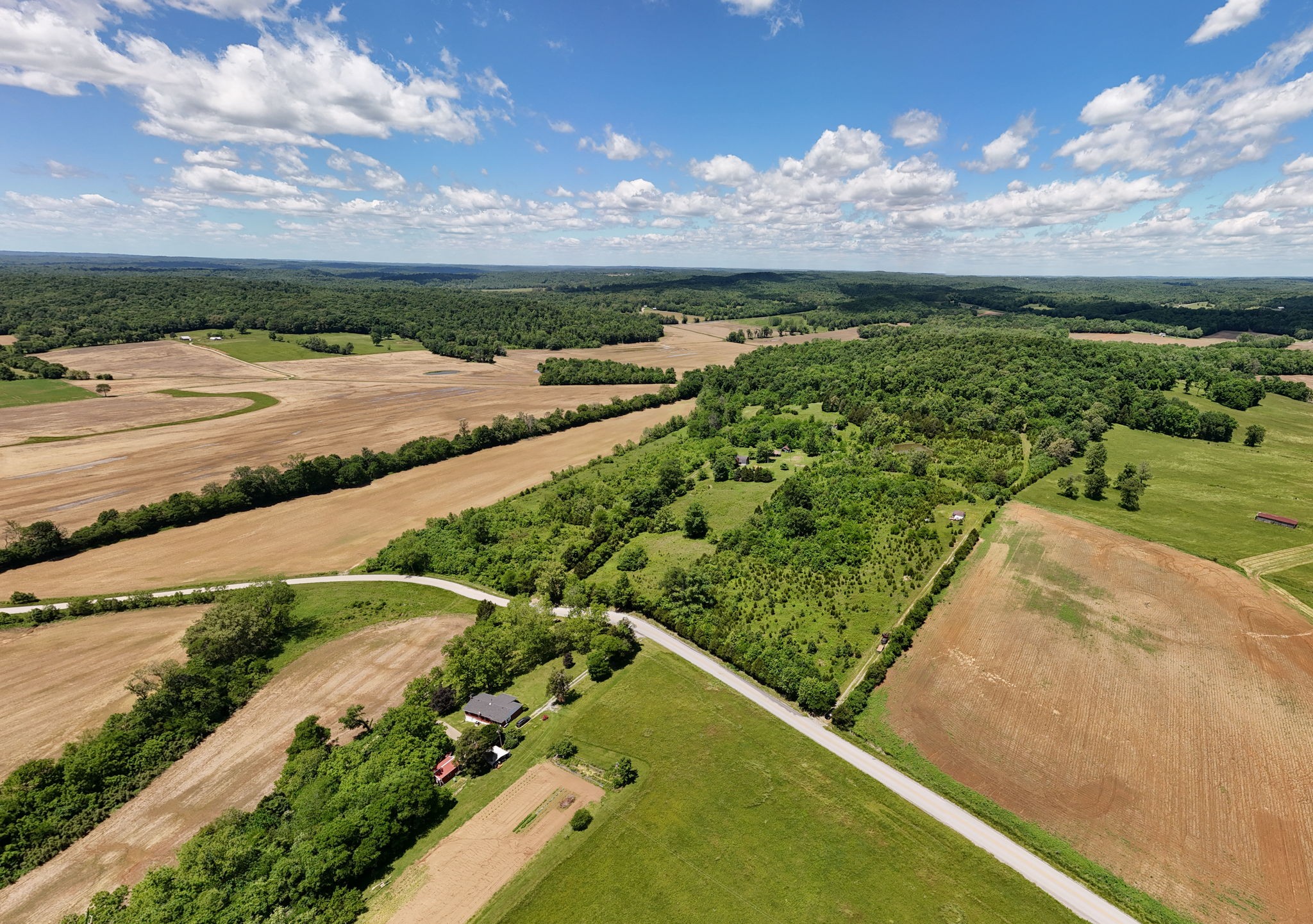 5326 Berry's Lick Road Lewisburg, KY 42256 - Photo 3 of 50 Gallery Image 3