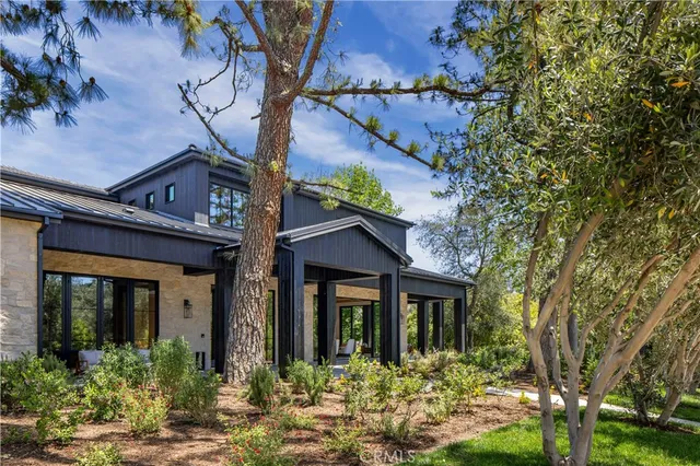 $25,950,000 | 24341 Rolling View Road, Hidden Hills, CA 91302
