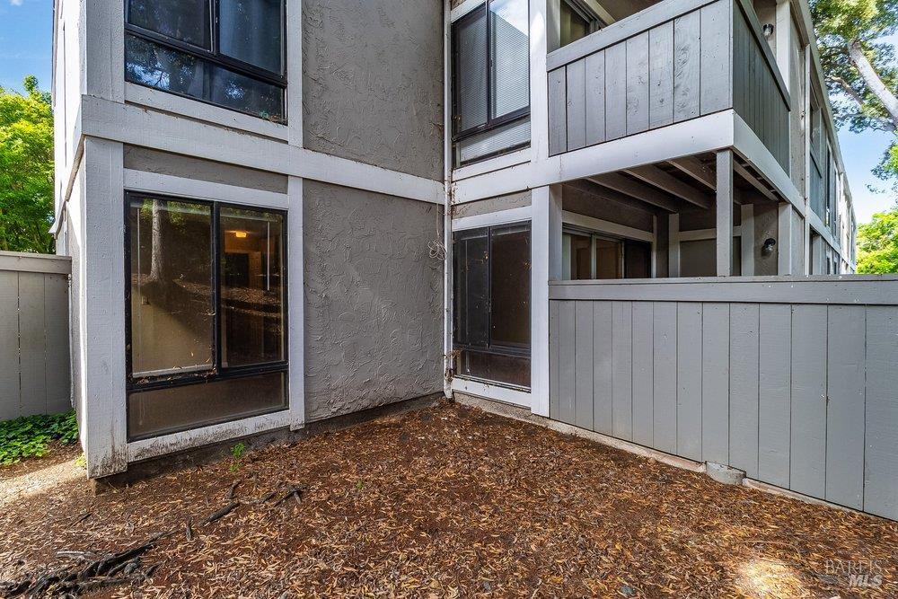 900 Southampton Road, Unit 11 Benicia, CA 94510 - Photo 25 of 36