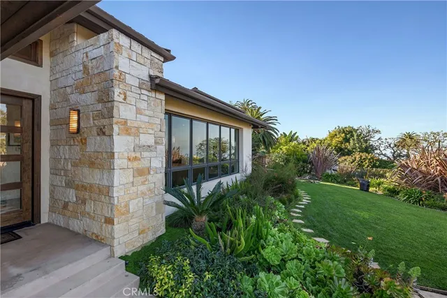 $4,790,000 | 900 VÃa Nogales, Palos Verdes Estates, CA 90274
