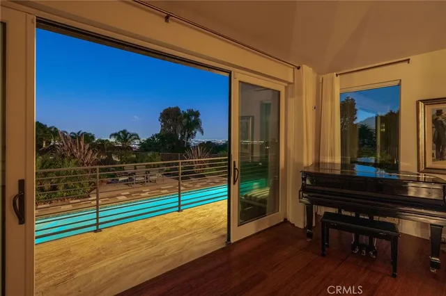 $4,790,000 | 900 VÃa Nogales, Palos Verdes Estates, CA 90274